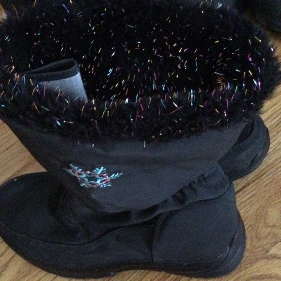 Girls boots size 1 black - Picture 2 of 6